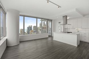 1201 N La Salle Dr #2-2 - Photo 1 of 1