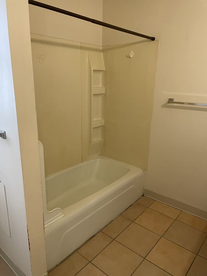 820 Beagle Gap Rd - Photo 4 of 9