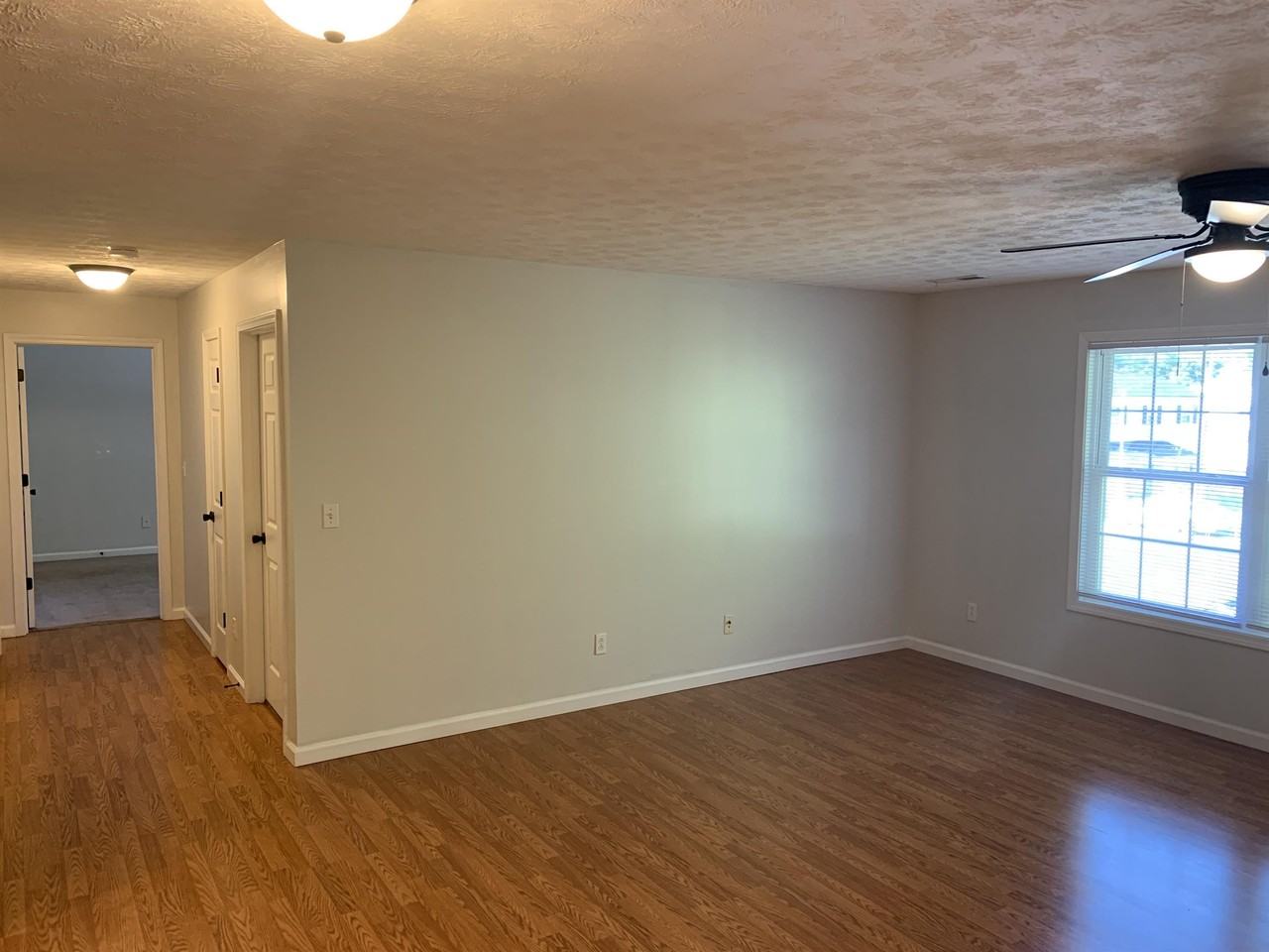 624 McCLUNG AVE - Photo 3 of 13