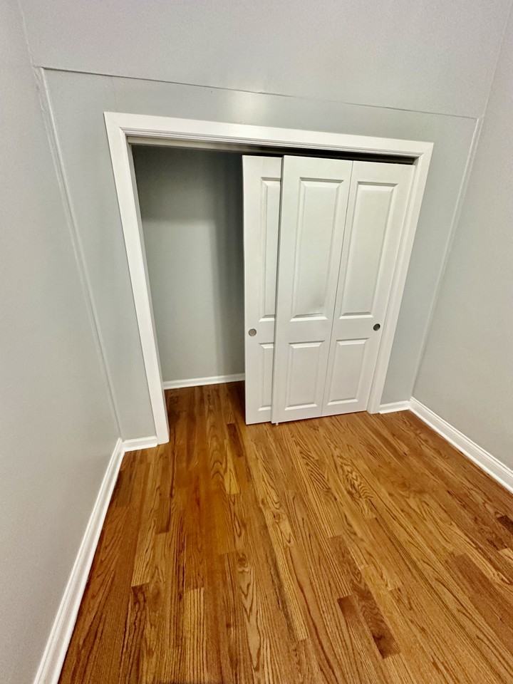 1917 West 21st - Photo 4 of 24