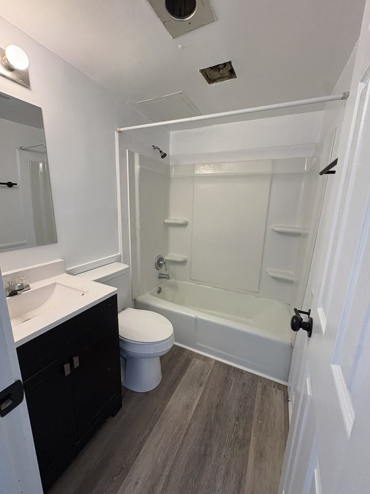 744 East Michigan Avenue - Photo 6 of 7