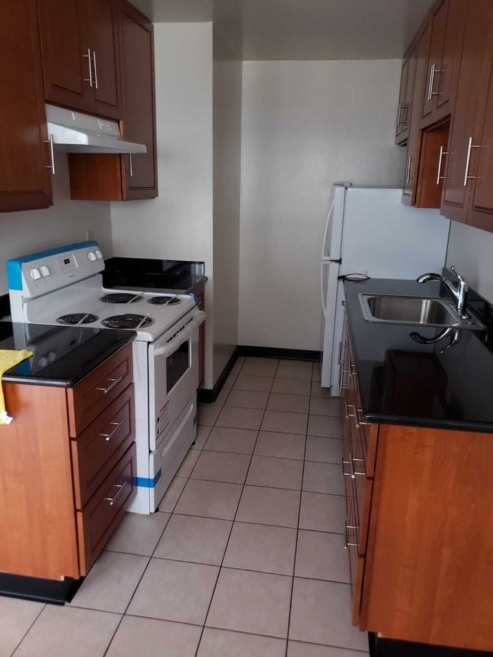 2032 Delaware St. - Photo 2 of 14