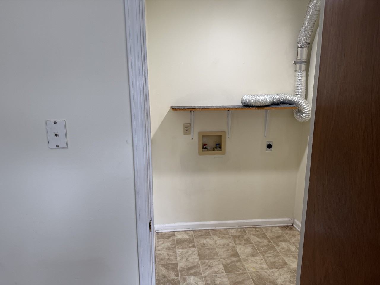 3320 Bridges Street Apt 12 - Photo 7 of 13