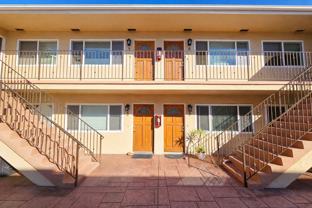 Spacious 1 & 2 Bedroom Apartments | Bond Street | Pacific Beach - Photo 1 of 1