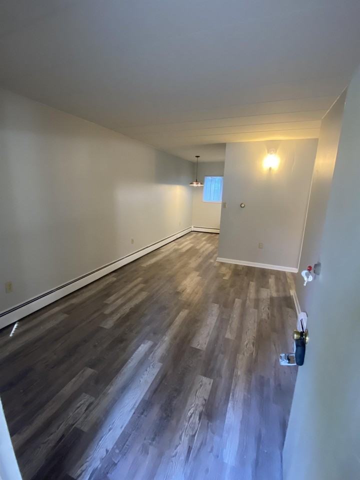 800 W Church St - Photo 2 of 8