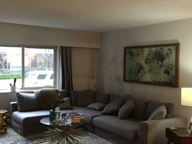 3563 Oak Street - Photo 4 of 11