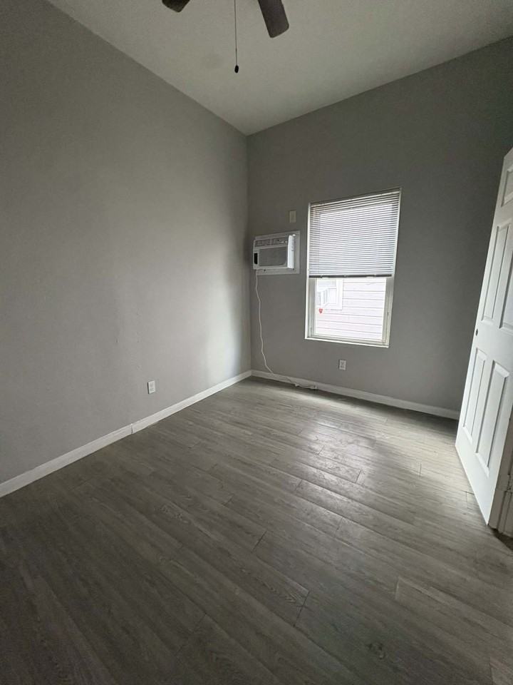 Sydnor Street - Photo 4 of 15