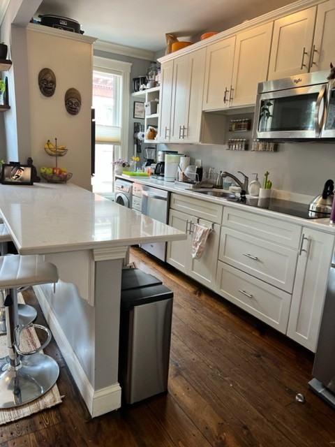 4 Centre Pl #3 - Photo 5 of 17