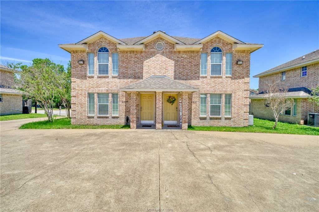 2308 Cornell Drive - Photo 2 of 11