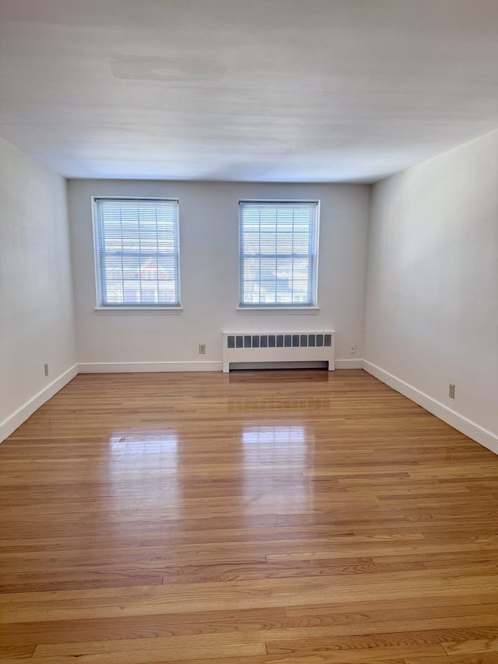 1228 Massachusetts Ave #4 - Photo 2 of 9