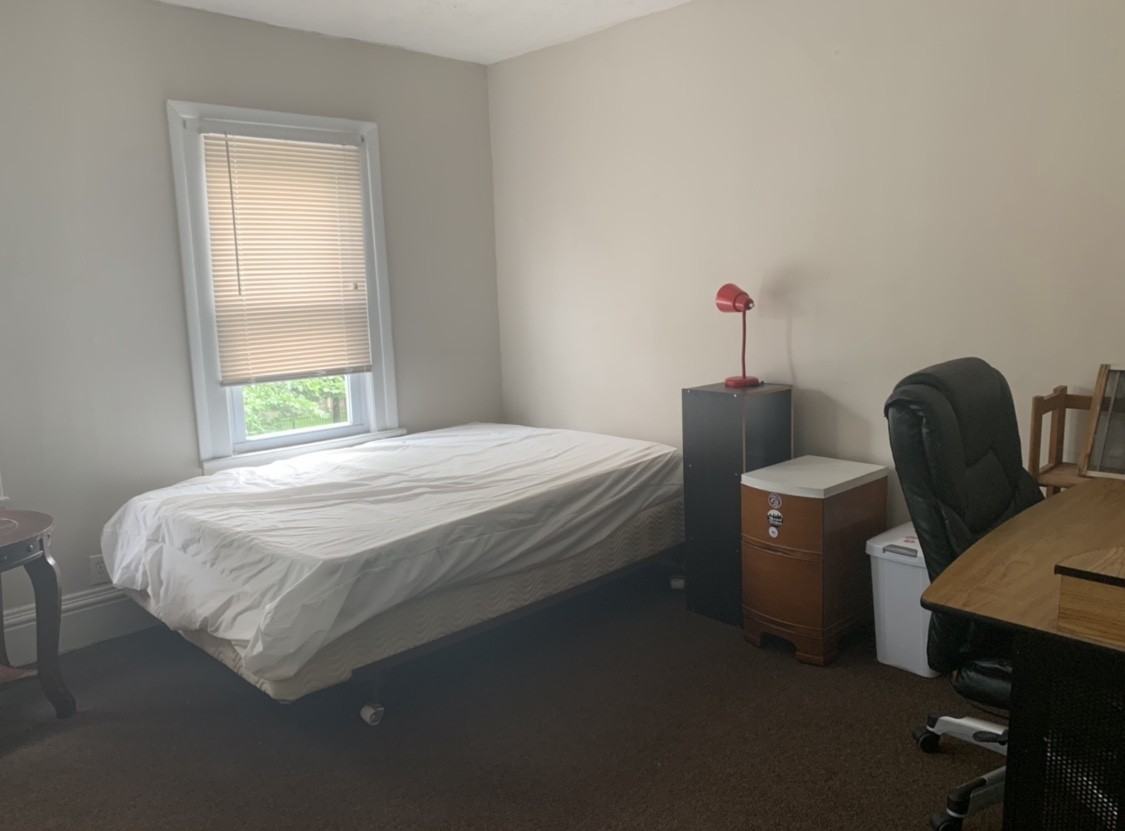 1225 S. Plymouth Ave. - Photo 2 of 11