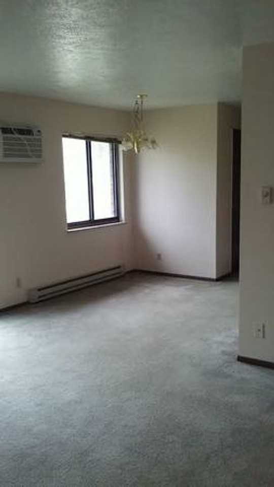 Green Valley Apartments - Photo 6 of 8