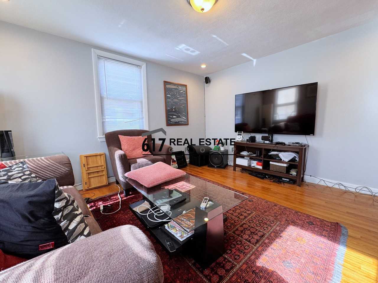 22 Adamson St #2 - Photo 2 of 13