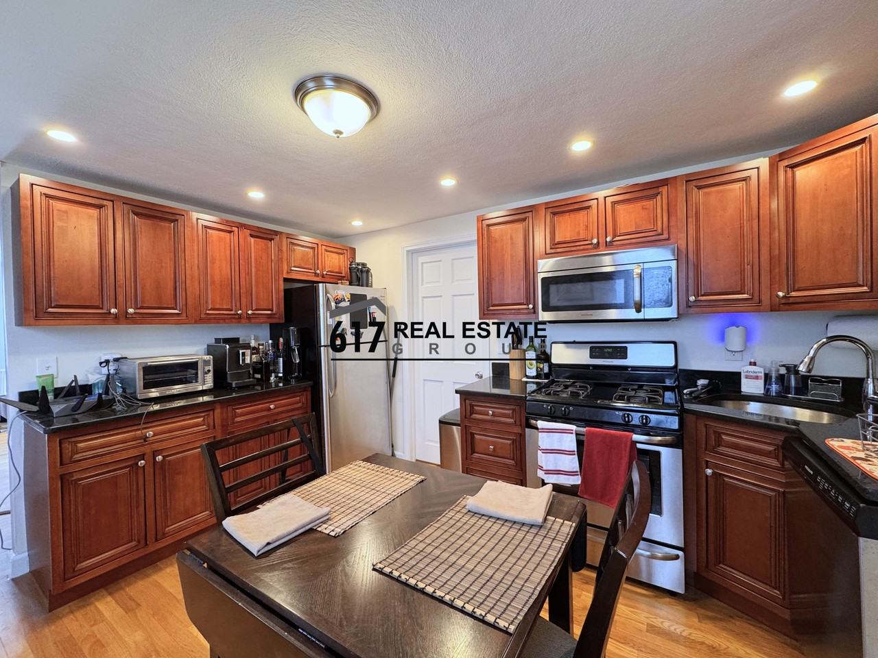 22 Adamson St #2 - Photo 4 of 13