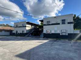 featured image of 820 Nw 70th St