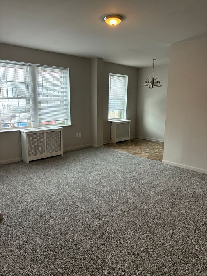 260 N Wycombe Ave - Photo 6 of 7