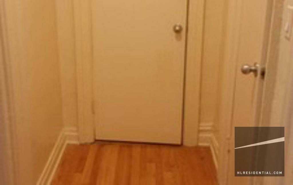 Creston Ave #2E