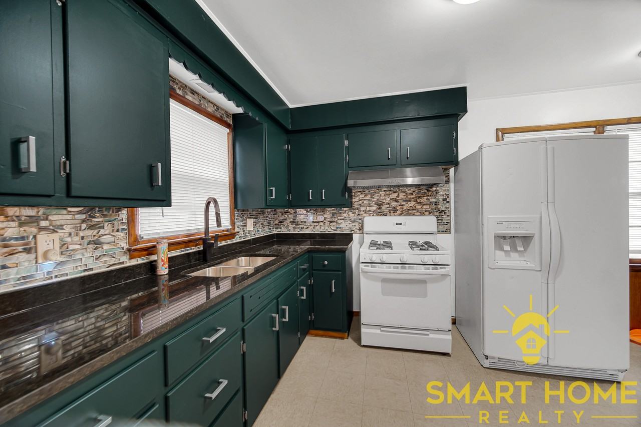 2611 Ellen Avenue #1 - Photo 2 of 25