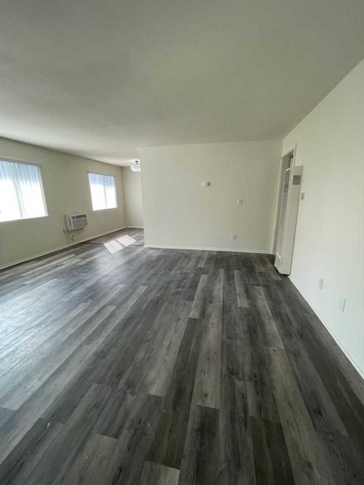 7714 Newlin Ave #15 - Photo 3 of 21
