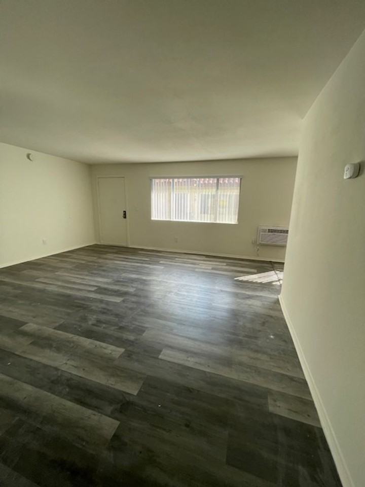7714 Newlin Ave #15 - Photo 4 of 21