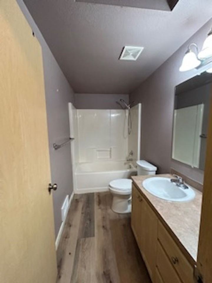 4388 Old Highway 99 S - Photo 7 of 17