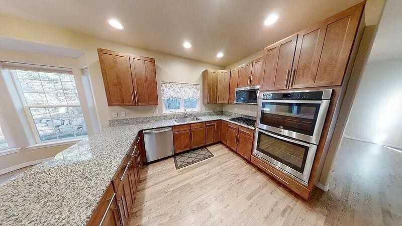 19844 Chisholm Trl - Photo 3 of 26