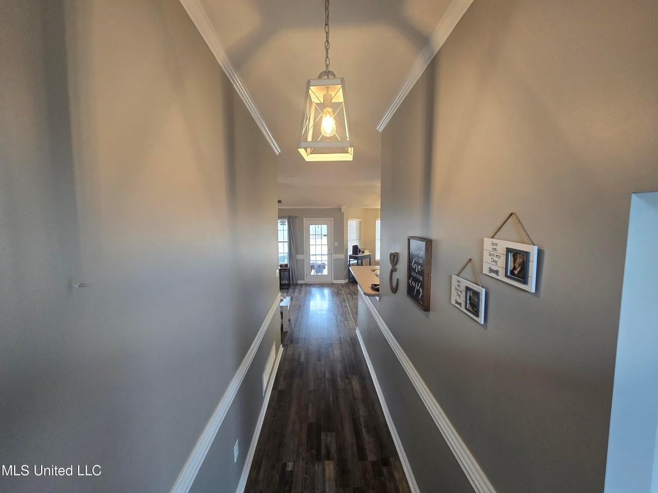 7389 Essayons Dr - Photo 4 of 35