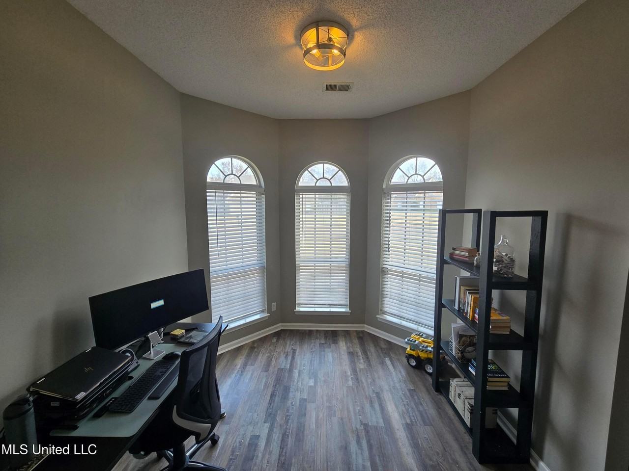 7389 Essayons Dr - Photo 5 of 35