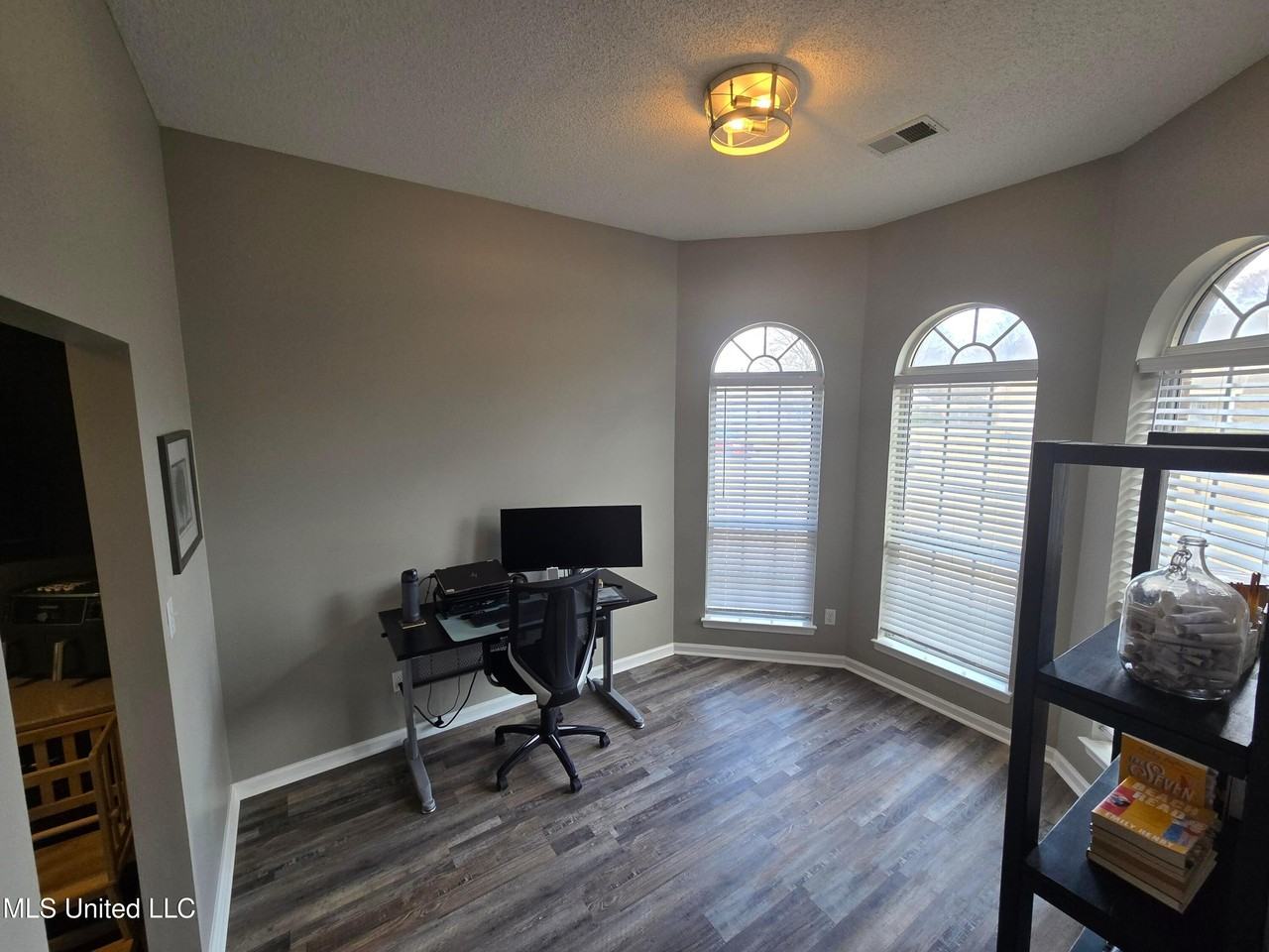 7389 Essayons Dr - Photo 6 of 35