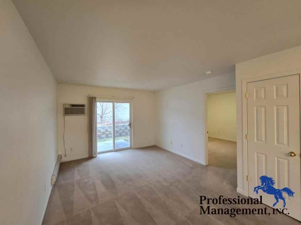 3825 Avenue B #14 - Photo 6 of 10
