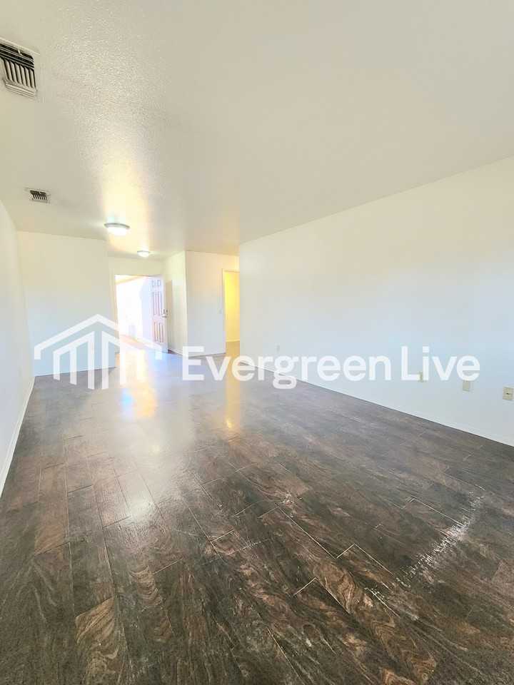 116 Hound Ct - Photo 4 of 17