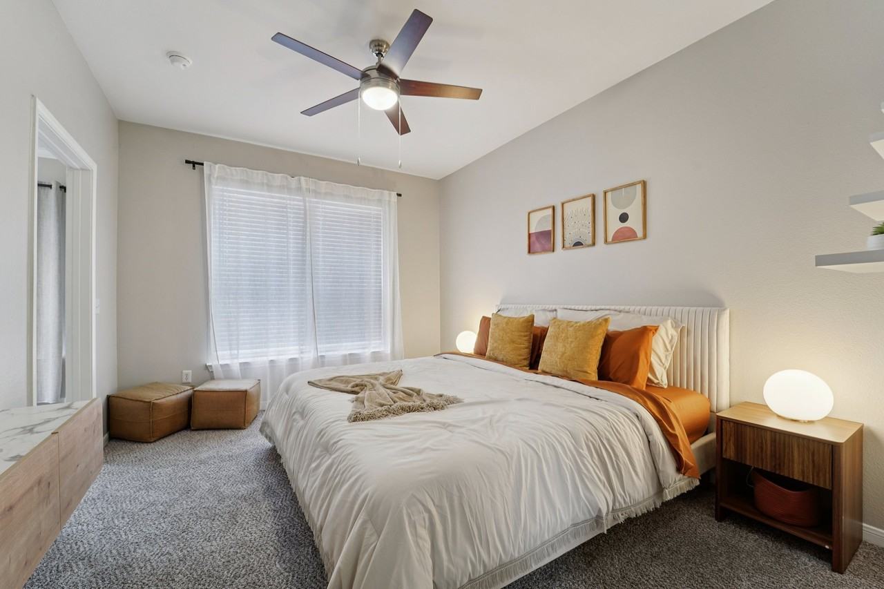 Milano Apartments - Photo 7 of 27