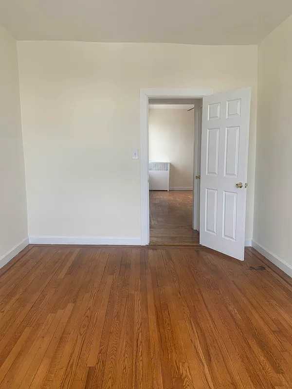 510 West 218th Street #3D - Photo 6 of 9