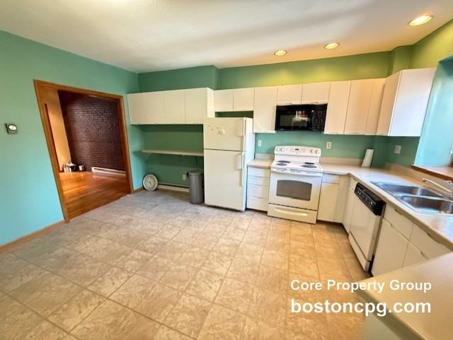 154 Salem St #3 - Photo 3 of 11