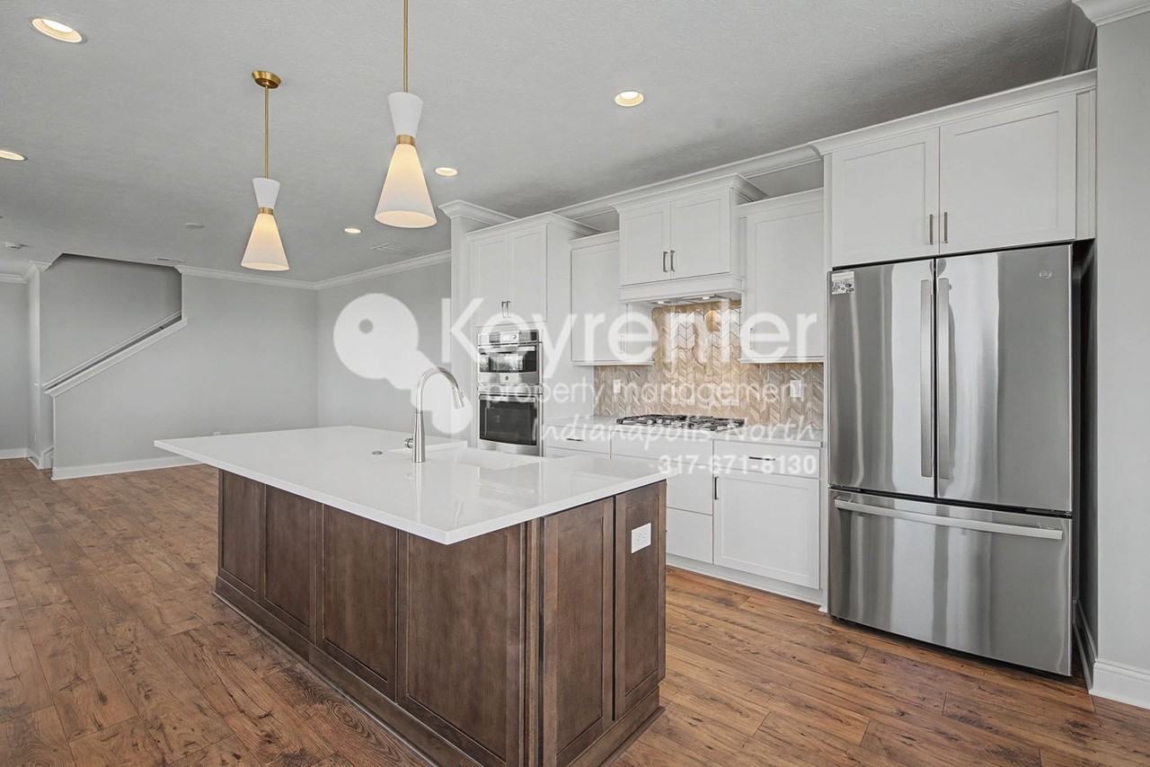 2406 N Keenan Cir - Photo 4 of 27