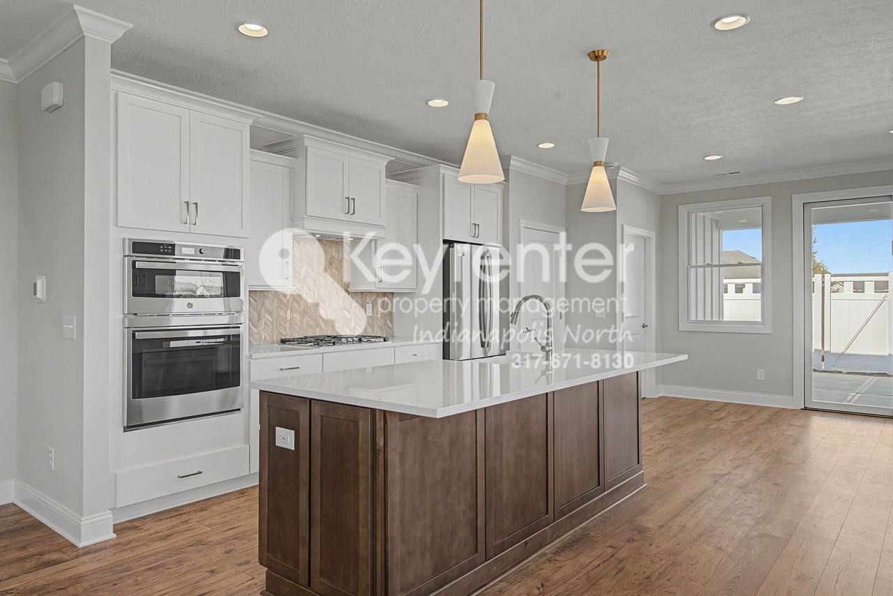 2406 N Keenan Cir - Photo 6 of 27