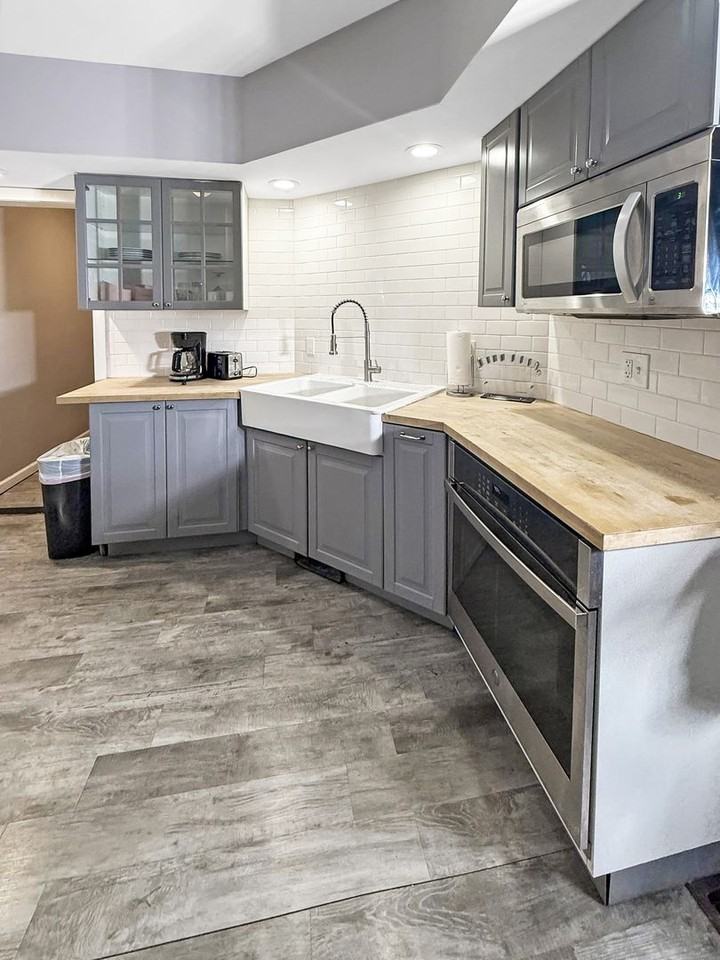 143 Calvert St - Photo 5 of 27