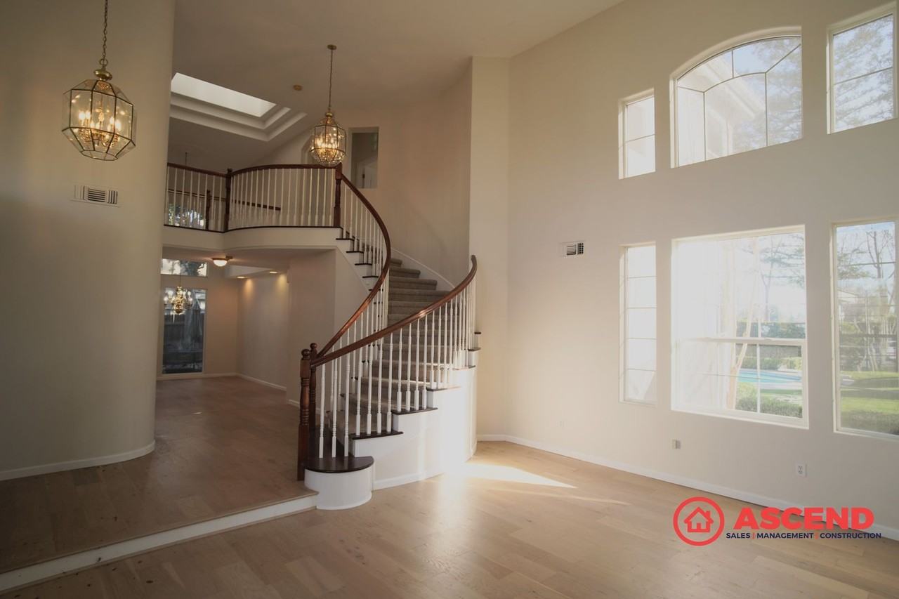 11009 Danecroft Way - Photo 3 of 47