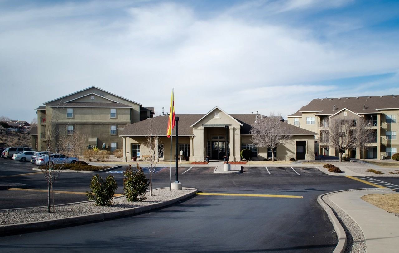 Arrowhead Ridge - Photo 4 of 16