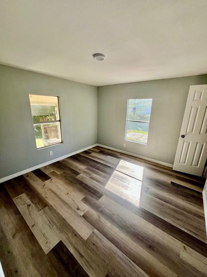 6506 Sandra Dr - Photo 2 of 6