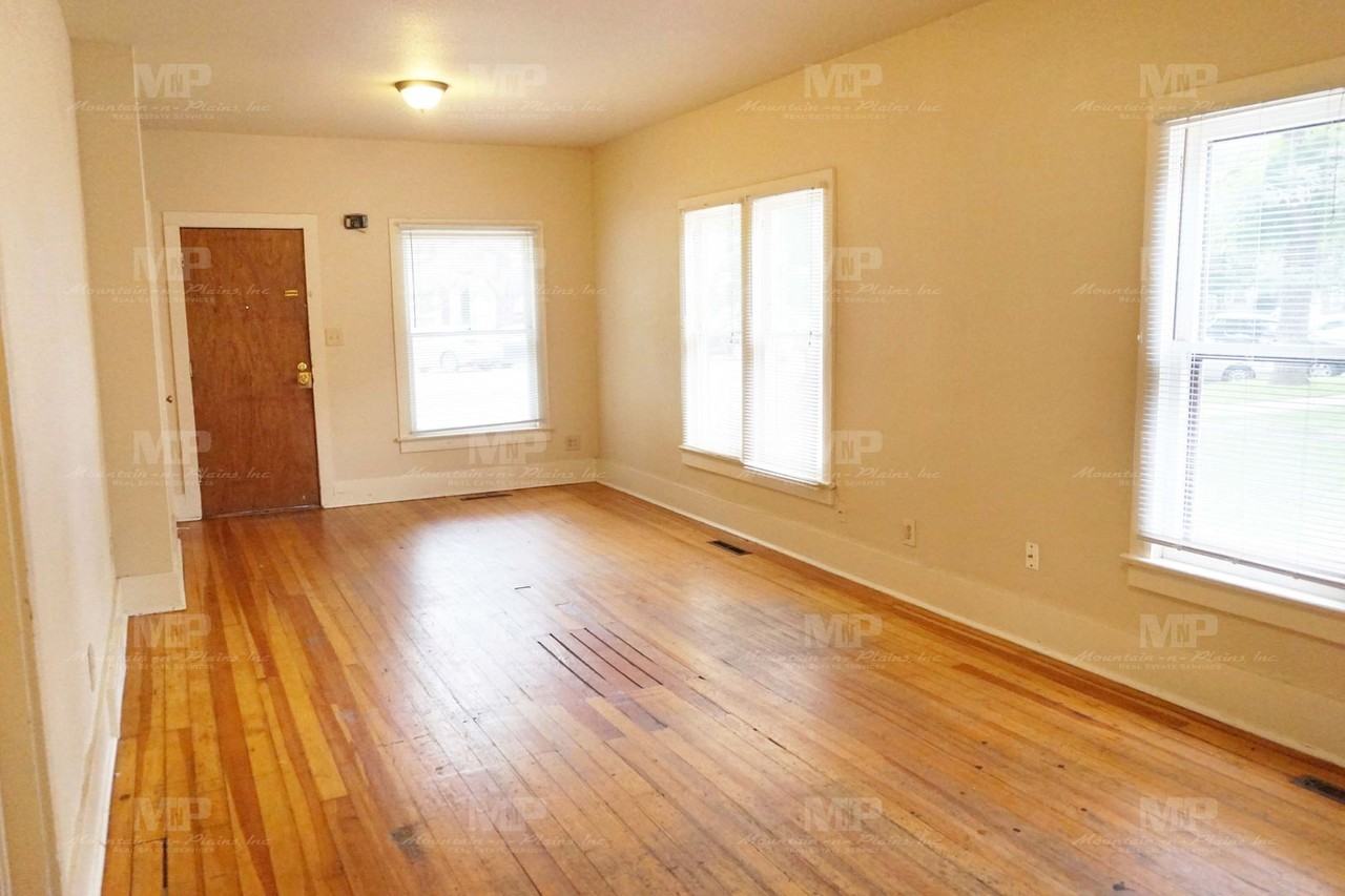 642 S Meldrum St - Photo 2 of 12