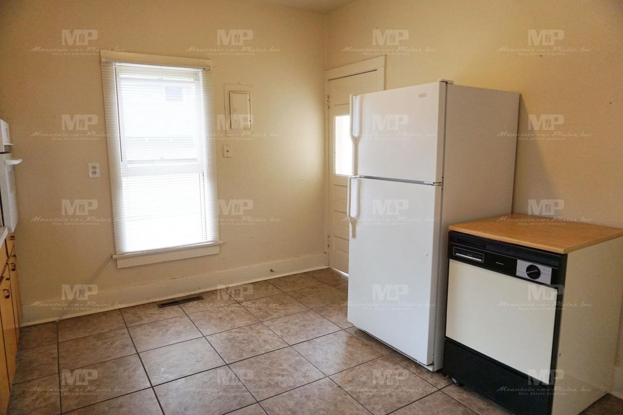 642 S Meldrum St - Photo 5 of 12