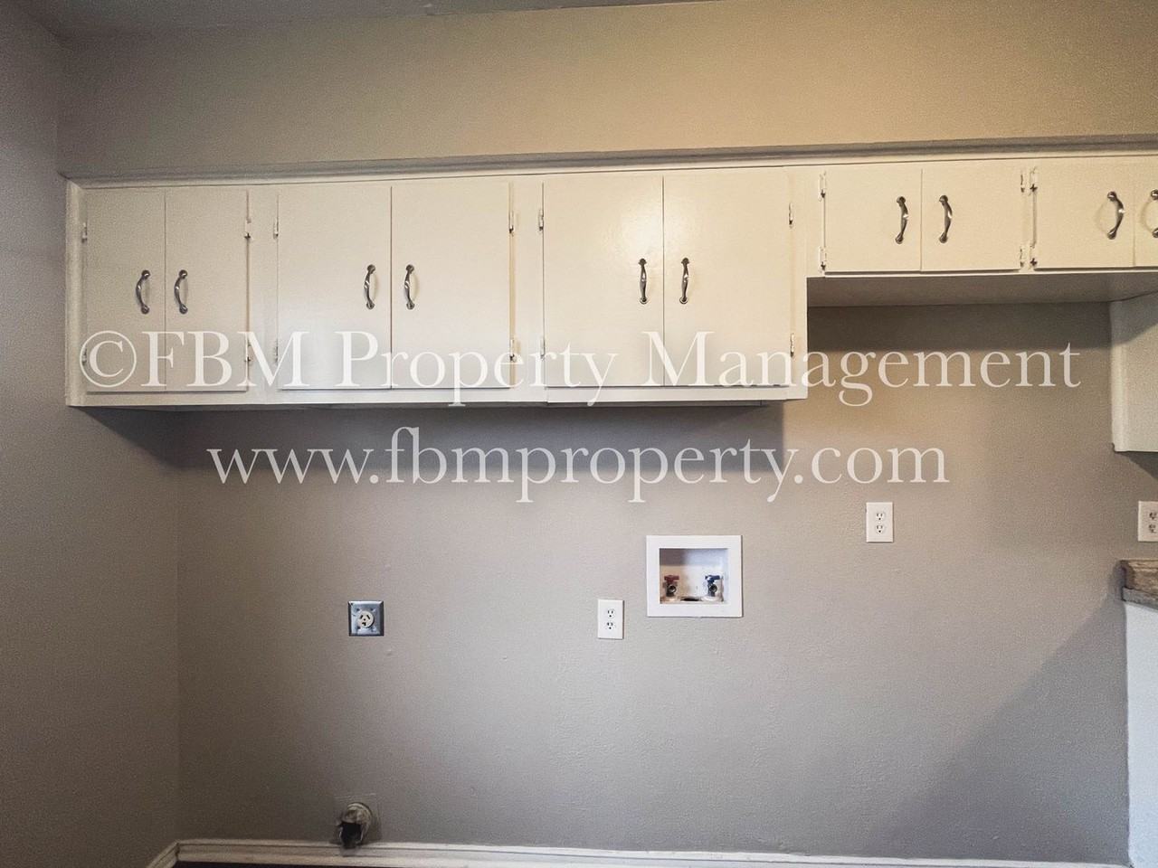 1509 S Hall St #A - Photo 5 of 12