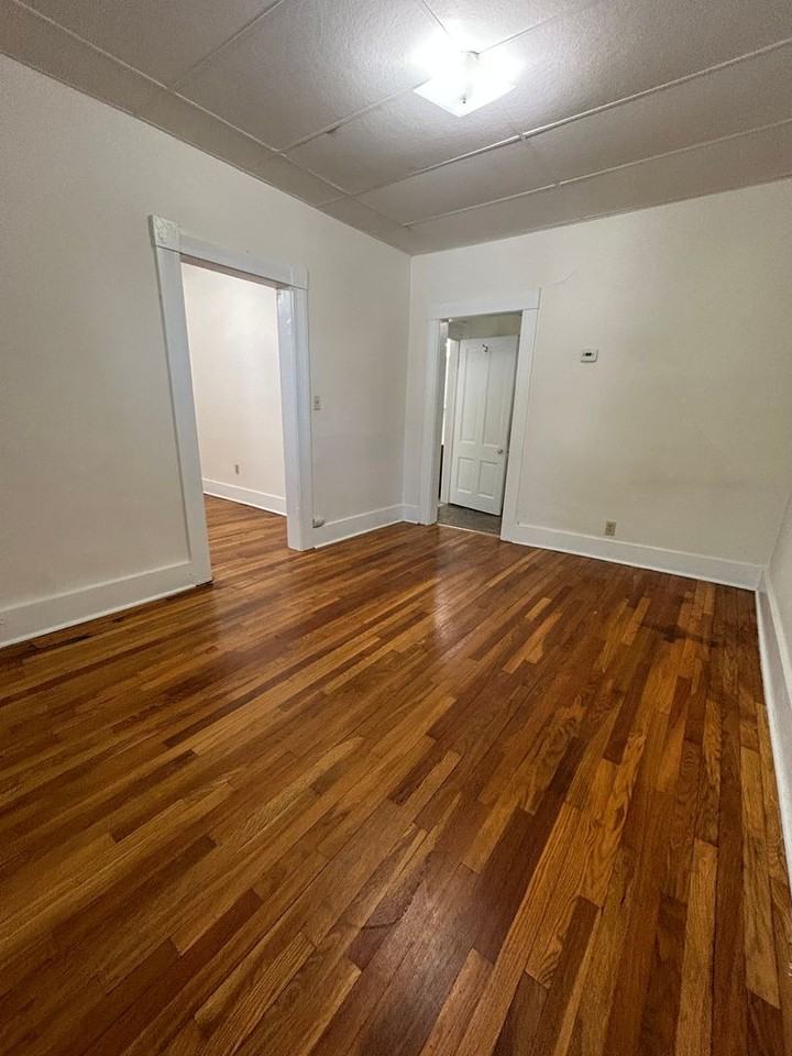 1639 Prospect St #1 - Photo 2 of 16