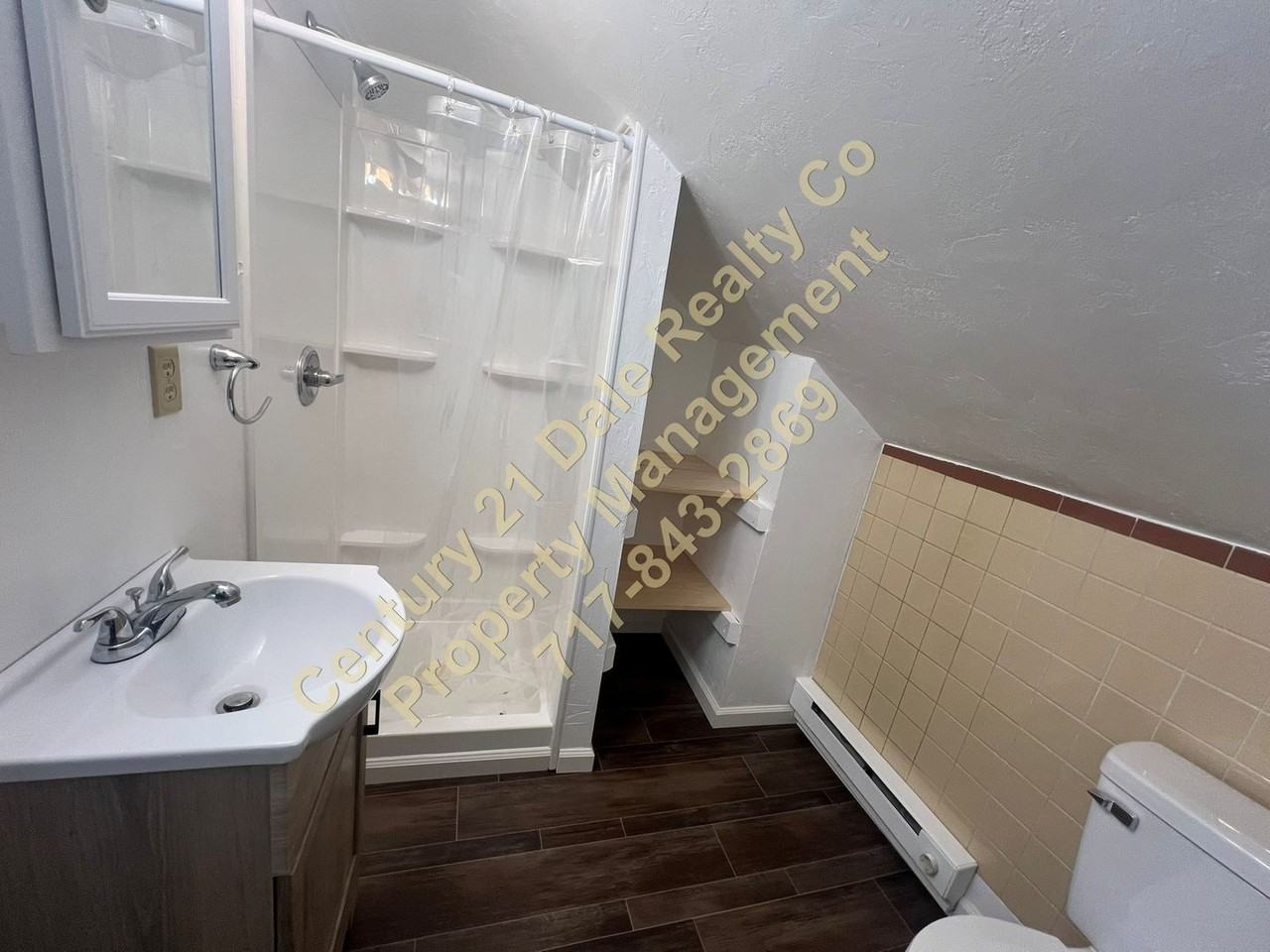 4778 Lewisberry Rd - Photo 7 of 11