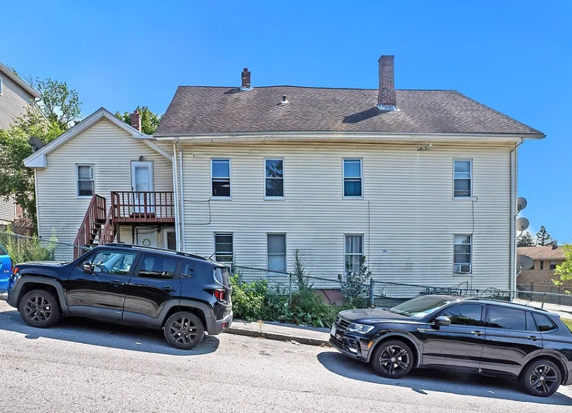 Farwell St #2 - Photo 2 of 8