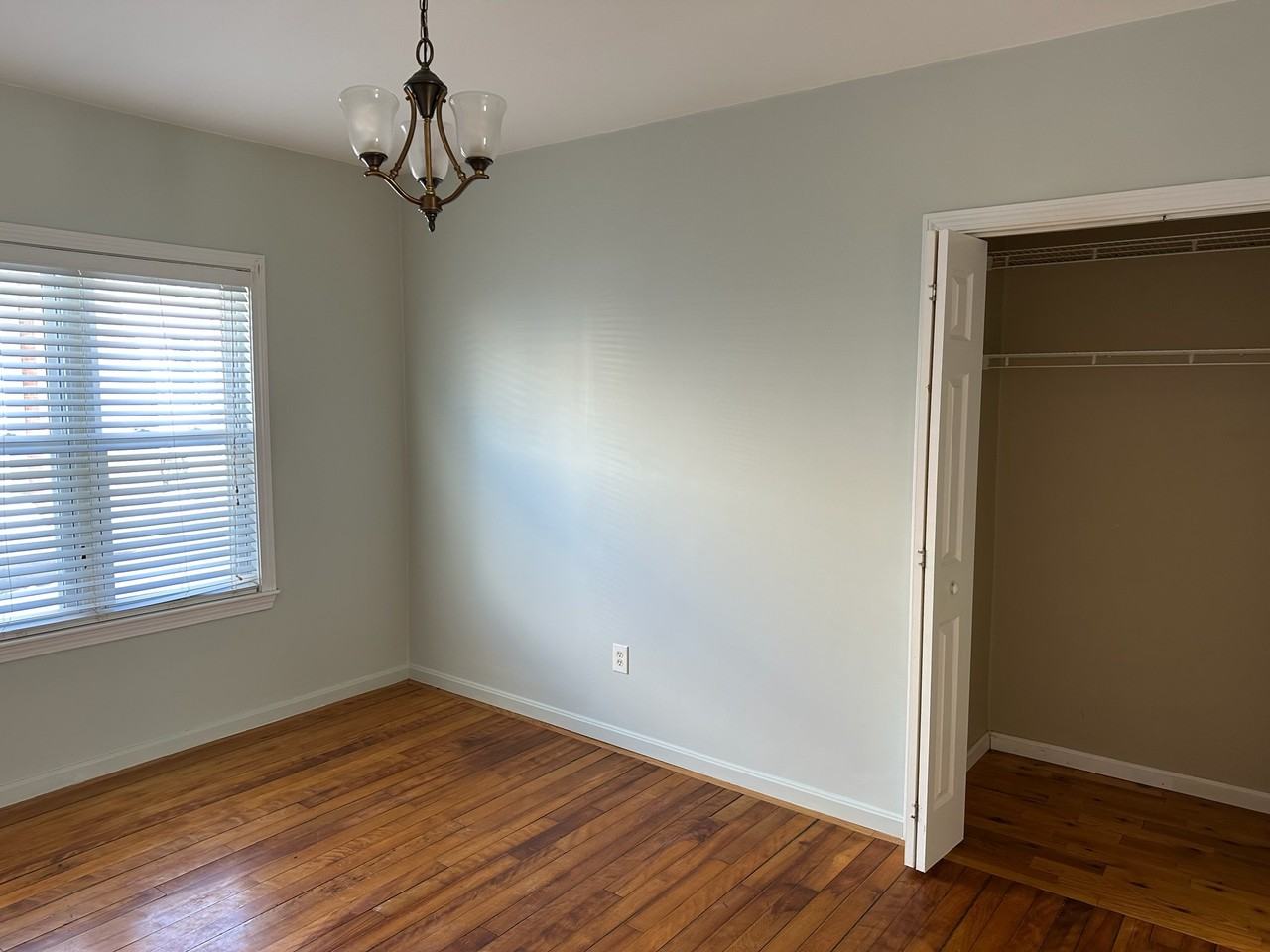 Henderson Ave #1 - Photo 5 of 7