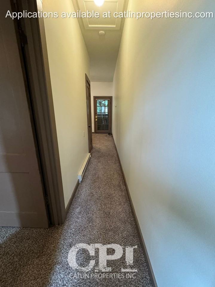 59 Main St - Photo 7 of 12