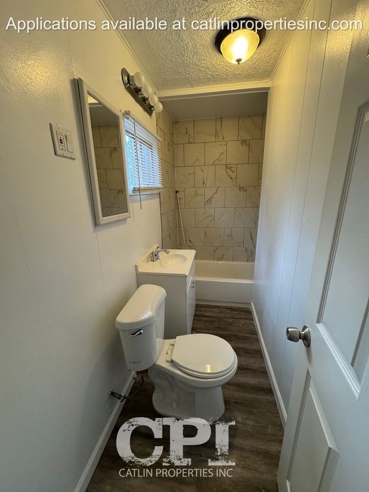 1102.5 N 2nd - Single Family - Photo 7 of 8