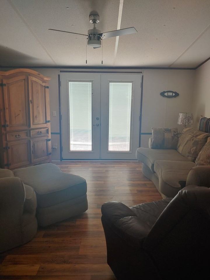 38 Barnett Ln - Photo 4 of 8